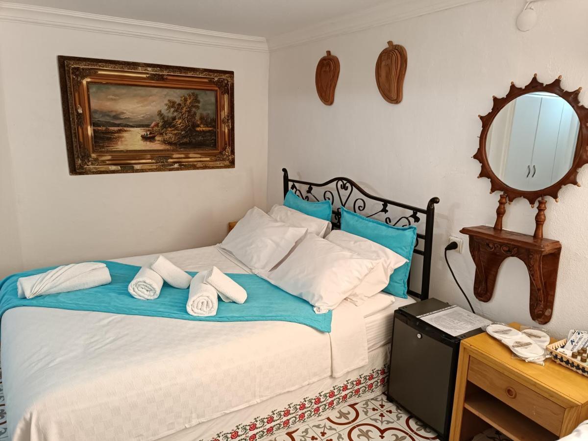 Alacati Antik Motel Çeşme Eksteriør billede
