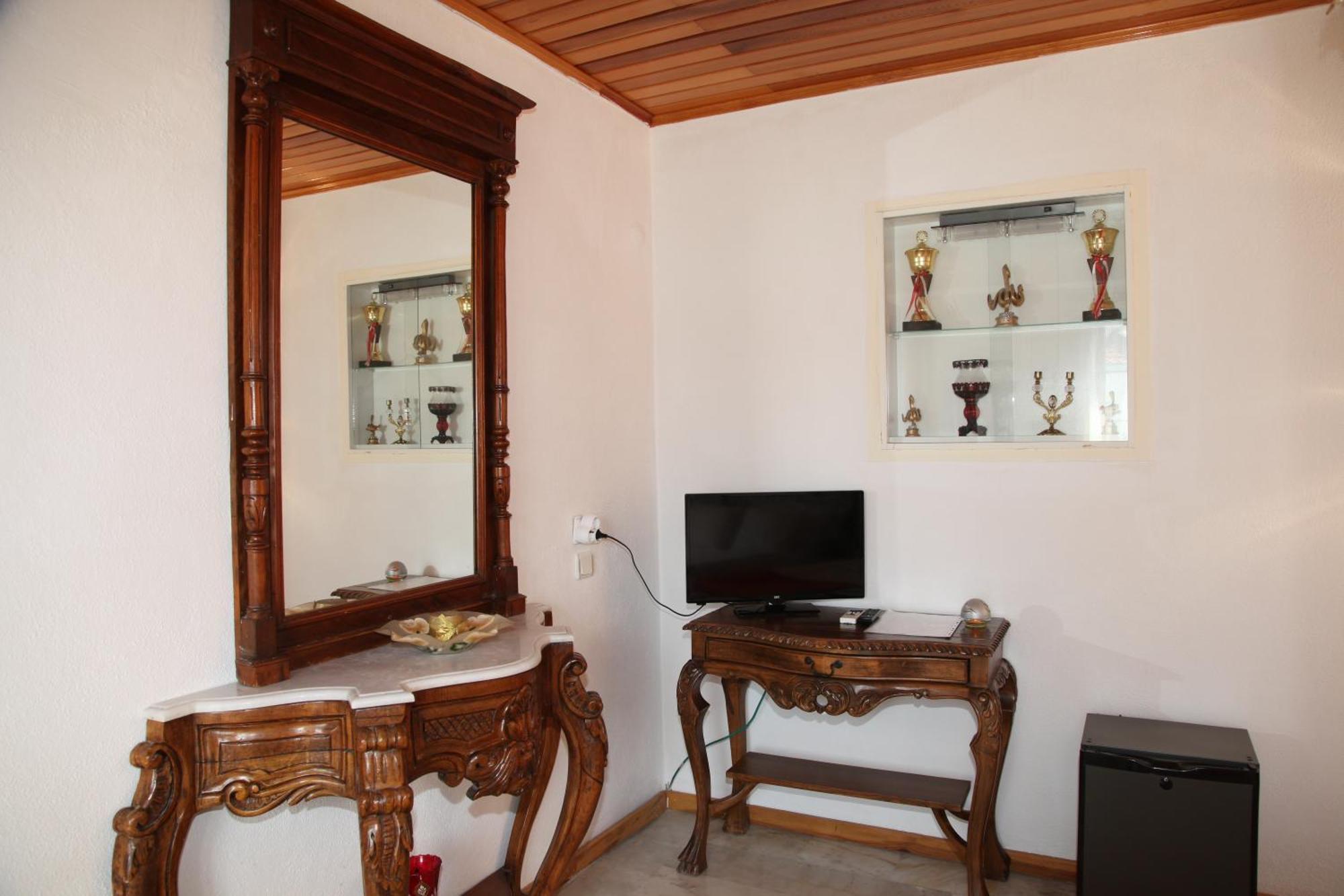 Alacati Antik Motel Çeşme Eksteriør billede